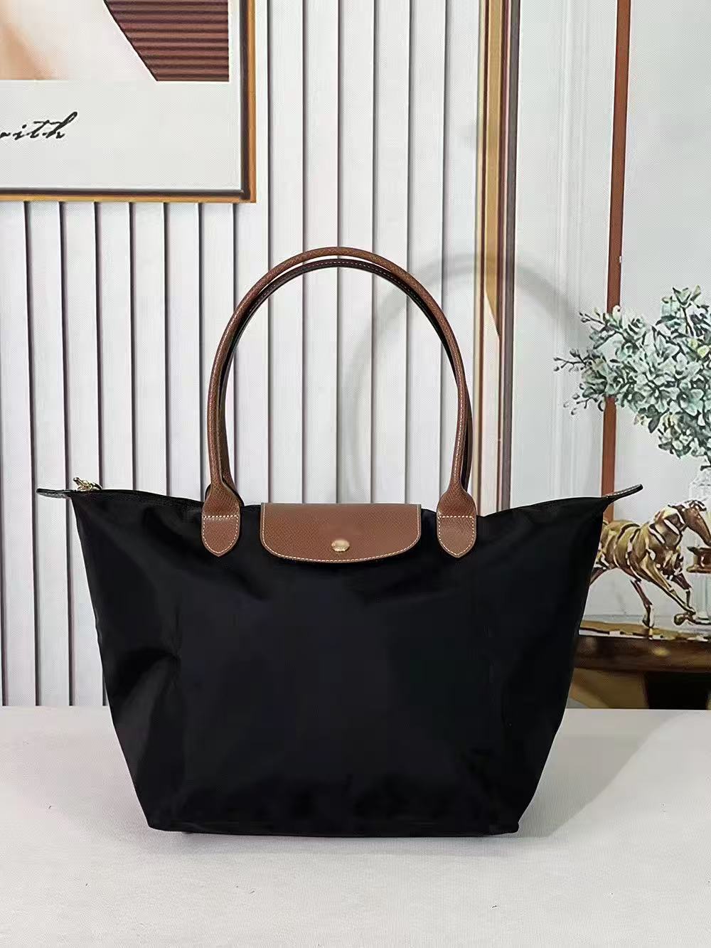 Fake longchamp same style no logo