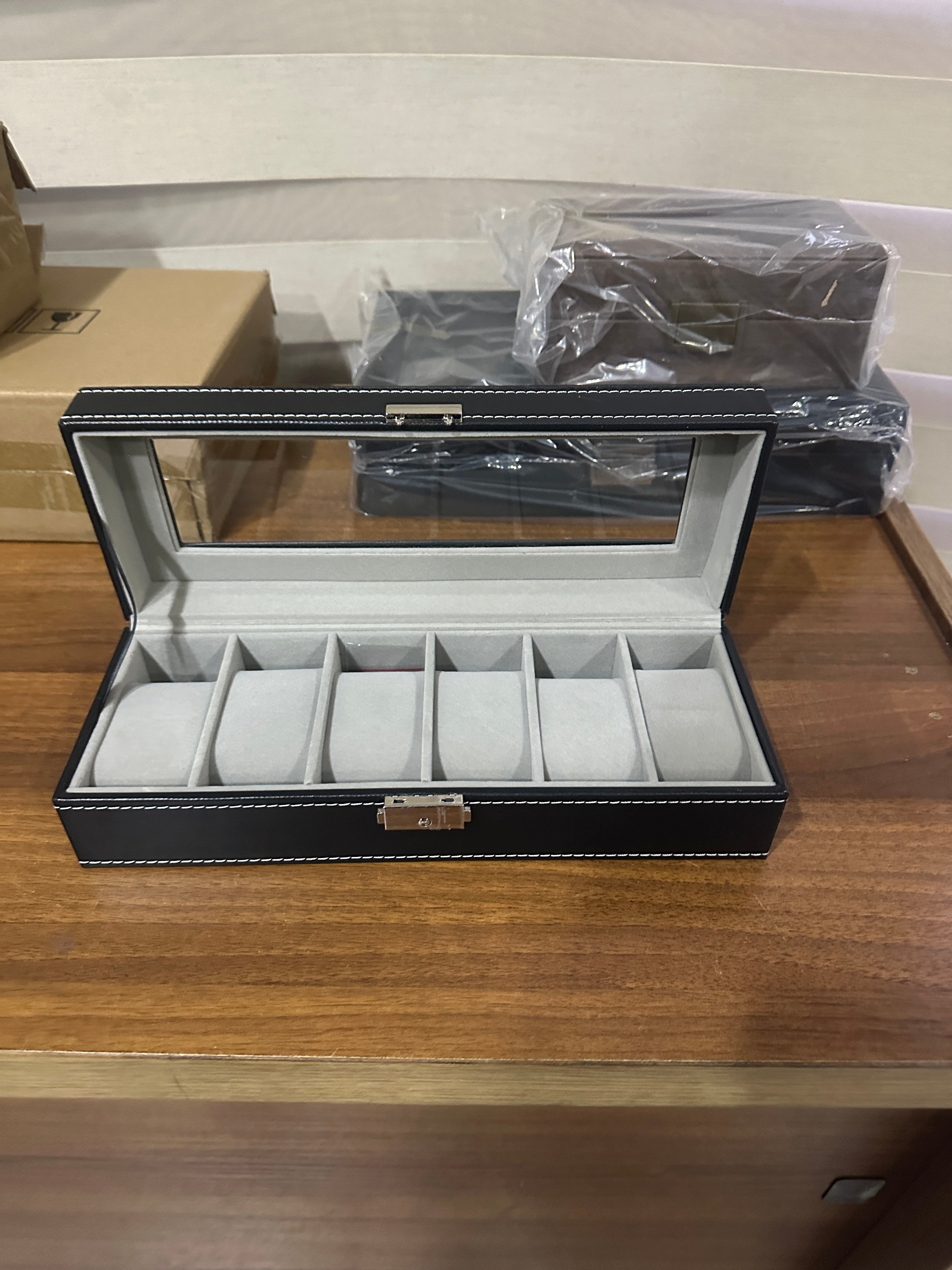 6 pcs capacity watch box