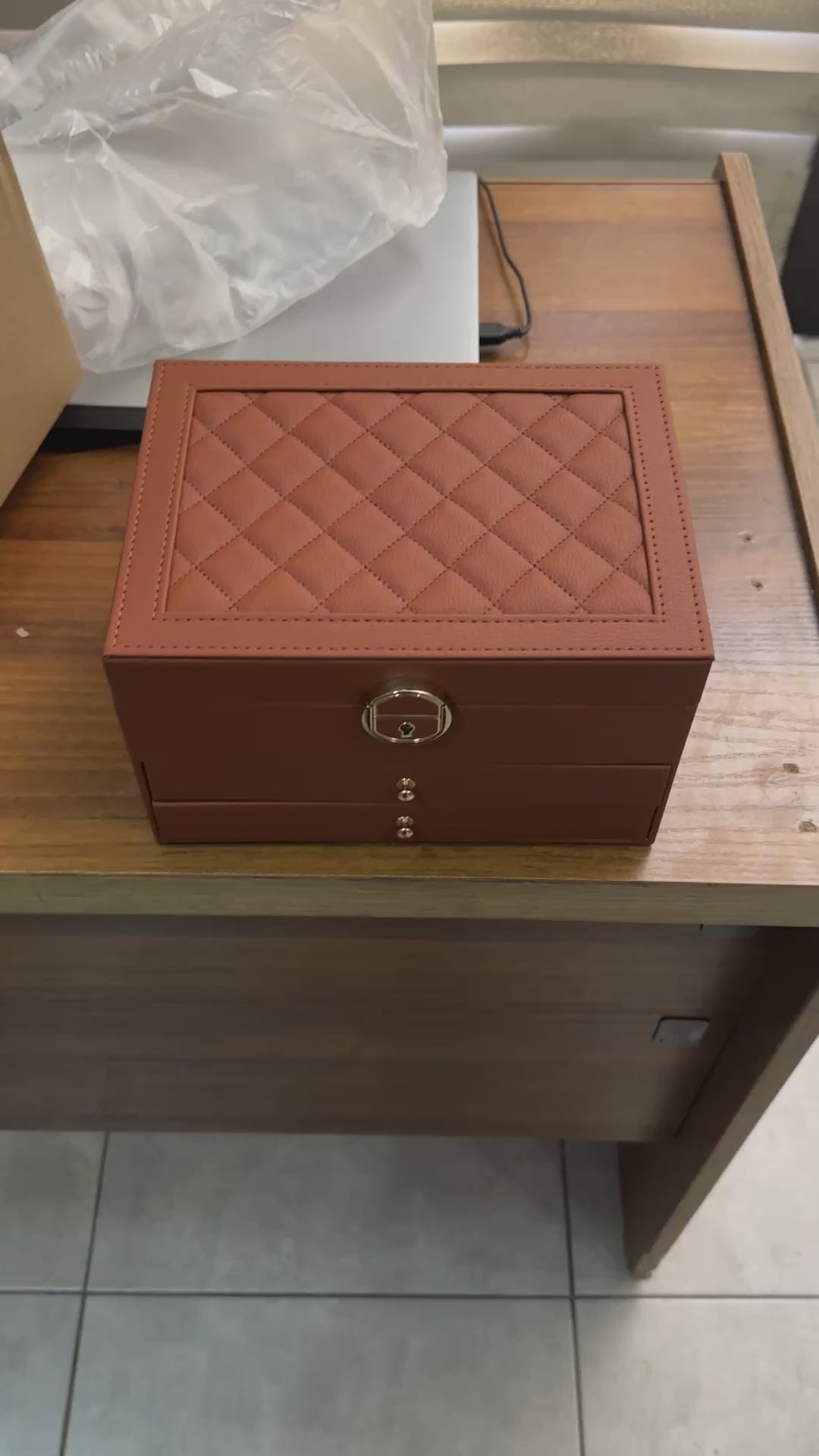 JEWELRY BOX ORGANIZER